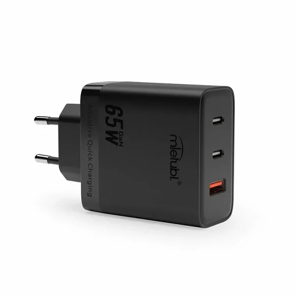 Porta tripla USB-C e USB-A GaN Charger 65W